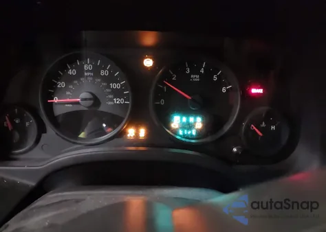 2013 Jeep Patriot Sport z USA, uszkodzony, nr VIN 1C4NJPBA9DD121853